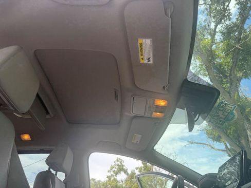 Used 2018 Honda Odyssey EX-L image 38