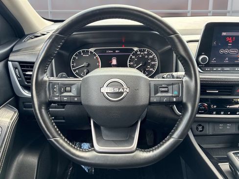 Used 2025 Nissan Rogue SV AWD/4WD image 26