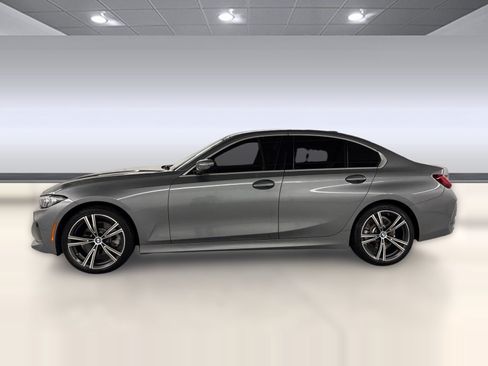 Used 2024 BMW 330i Sedan w/ Convenience Package RWD image 2