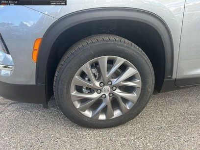 New 2026 Buick Enclave Preferred w/ Power Package