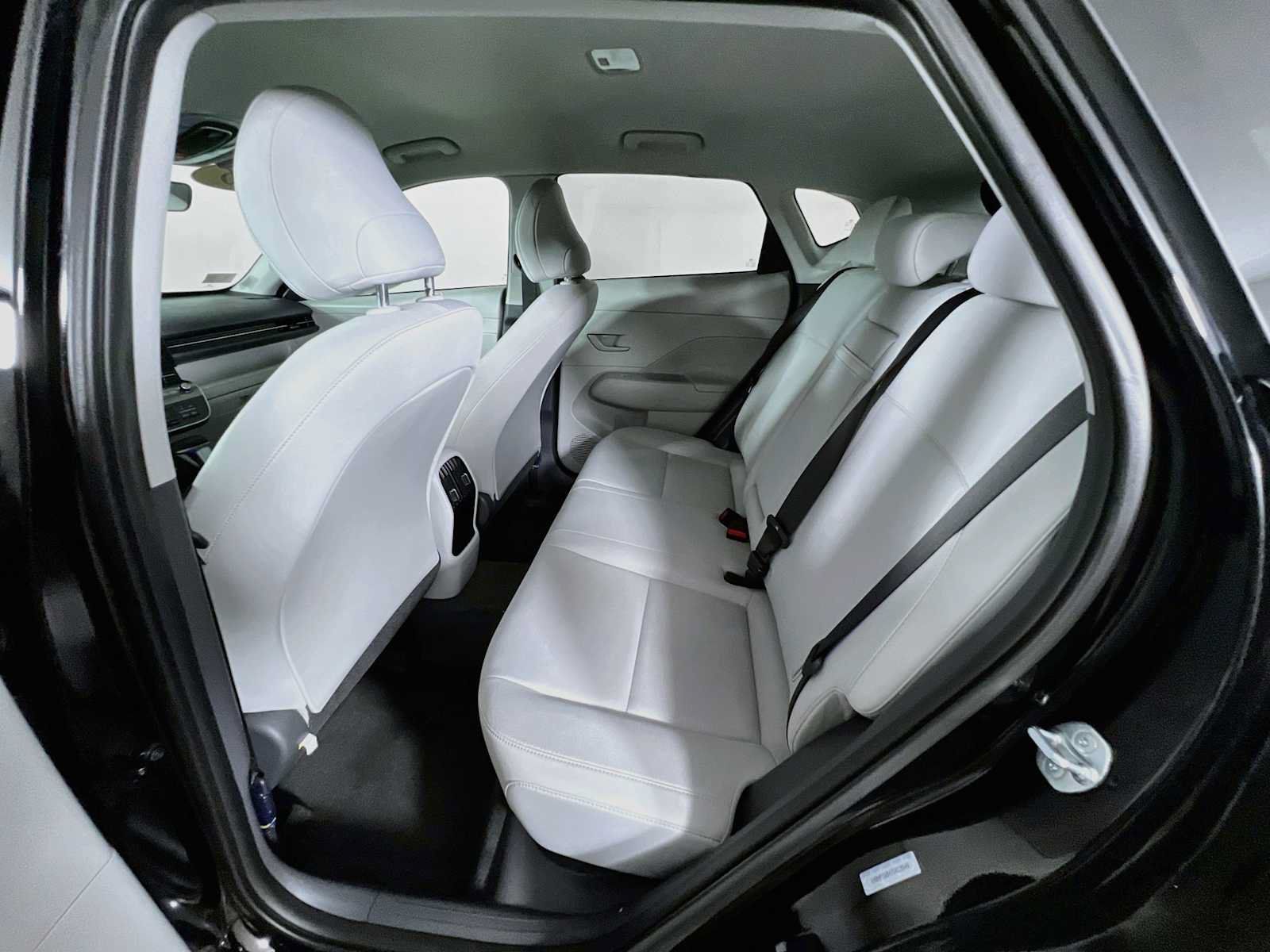 Certified 2026 Hyundai Kona SEL Sport AWD/4WD image 25