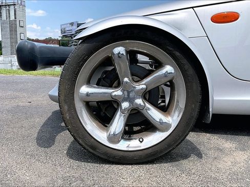 Used 2001 Plymouth Prowler RWD image 2
