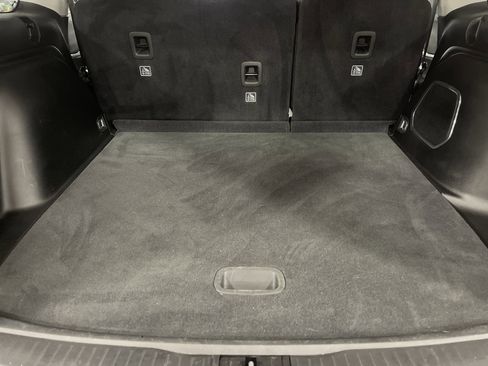 Used 2022 Jeep Grand Cherokee Limited 4xe image 13