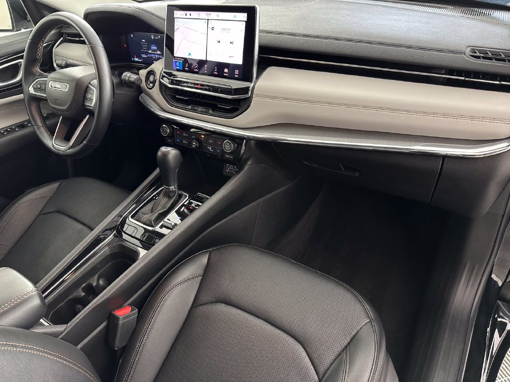 Used 2022 Jeep Compass Limited w/ Elite Group AWD/4WD image 19