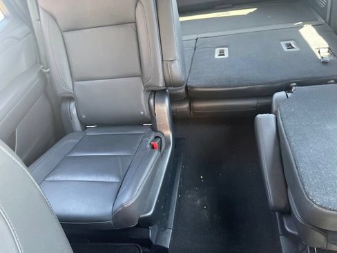 Used 2021 Chevrolet Tahoe Z71 AWD/4WD image 16