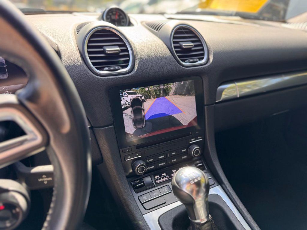 Used 2019 Porsche 718 Boxster GTS RWD image 18