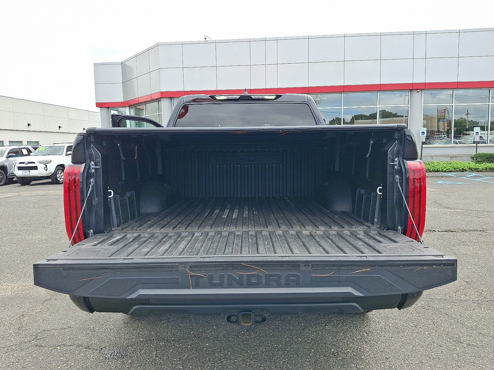 Used 2024 Toyota Tundra SR5 w/ SR5 Convenience Package AWD/4WD image 29