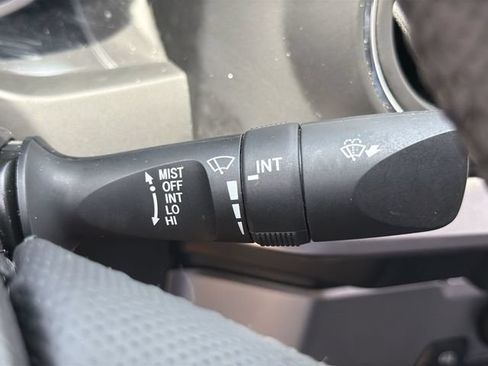 Used 2022 Toyota Tacoma SR5 w/ Technology Package RWD image 29