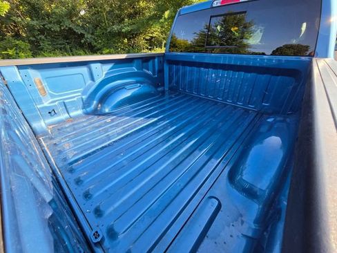 Used 2024 RAM 1500 Big Horn AWD/4WD image 32