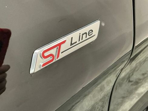 New 2026 Ford Explorer ST-Line w/ ST-Line Street Pack AWD/4WD image 9