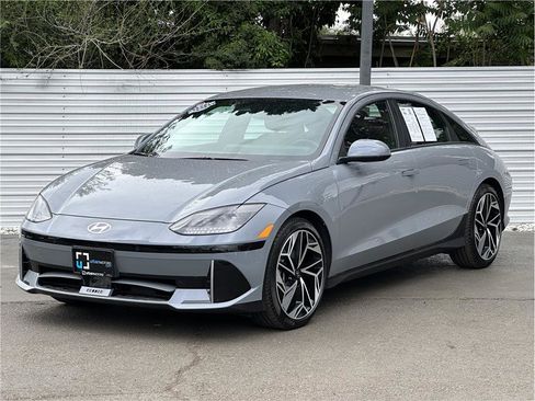 Used 2024 Hyundai Ioniq 6 SEL RWD image 8