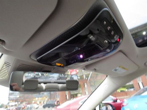 Used 2024 Mercedes-Benz S 580 4MATIC Sedan w/ AMG Line image 19