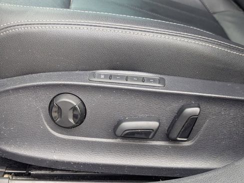 Used 2022 Volkswagen Passat 2.0T image 26