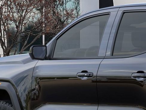 New 2026 GMC Canyon AT4 w/ Technology Plus Package image 12