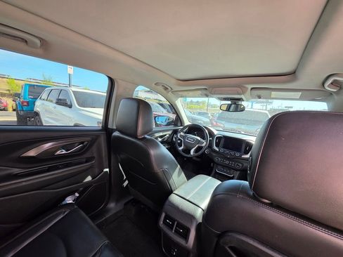 Used 2018 GMC Terrain SLT w/ Preferred Package AWD/4WD image 9