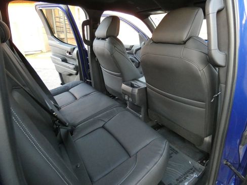 Used 2025 Toyota Tacoma TRD Off-Road w/ TRD Off Road Upgrade Package image 23