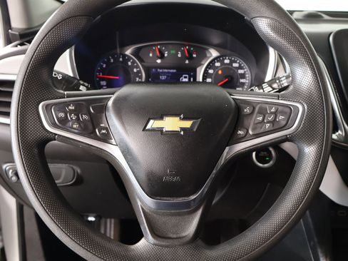 Used 2022 Chevrolet Equinox LT FWD image 3