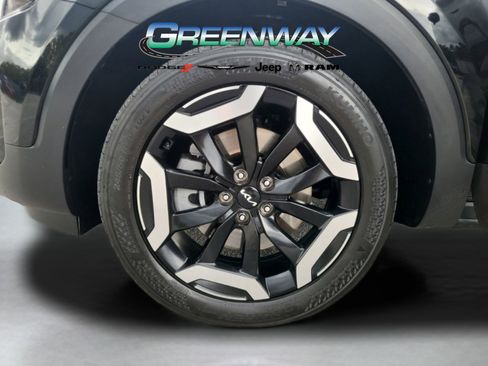 Used 2025 Kia Telluride S image 35