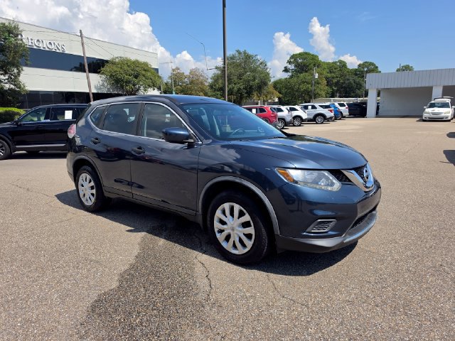 Used 2016 Nissan Rogue S FWD image 2
