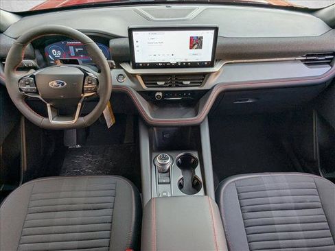 New 2026 Ford Explorer ST-Line w/ ST-Line Street Pack image 15