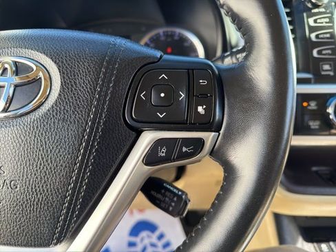 Used 2019 Toyota Highlander Limited Platinum image 34