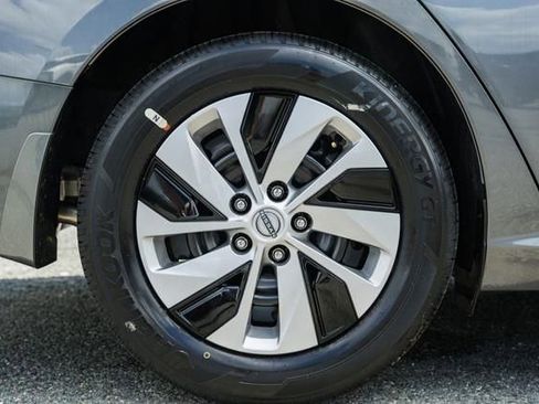 New 2025 Nissan Altima 2.5 S image 14