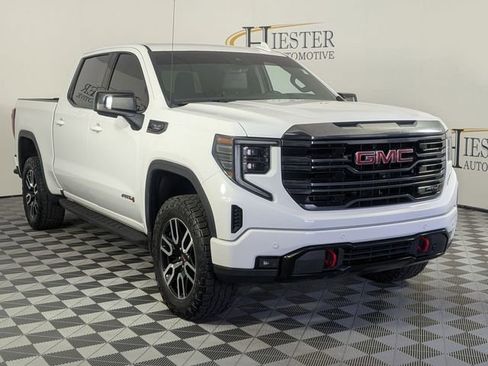 Used 2023 GMC Sierra 1500 AT4 w/ AT4 Premium Package AWD/4WD image 2