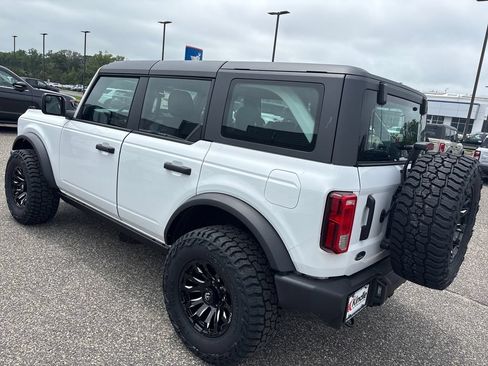 New 2025 Ford Bronco 4-Door AWD/4WD image 26