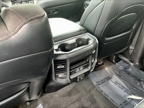 Used 2024 RAM 1500 Laramie AWD/4WD image 35