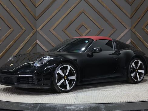 Used 2021 Porsche 911 Targa 4S image 2