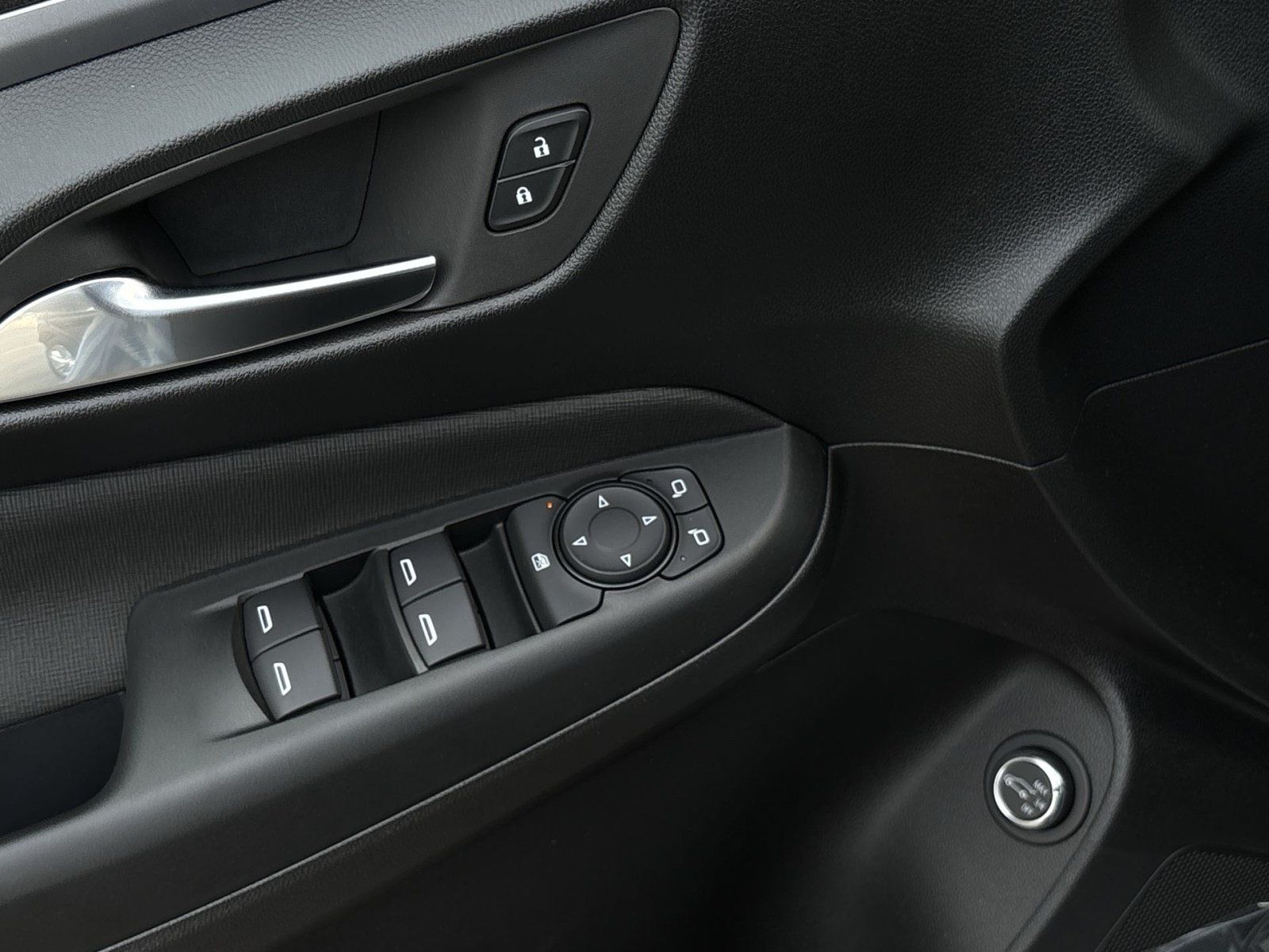 New 2026 Buick Envista Sport Touring w/ Convenience I Package FWD image 15