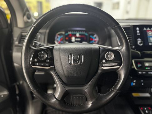 Used 2019 Honda Pilot Touring image 24