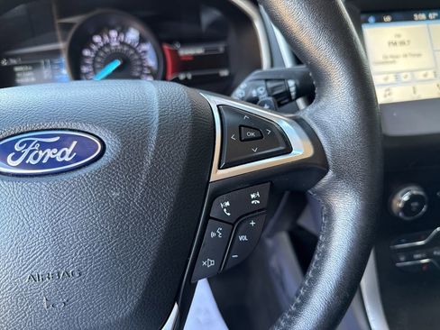 Used 2019 Ford Edge SEL w/ Equipment Group 201A image 32