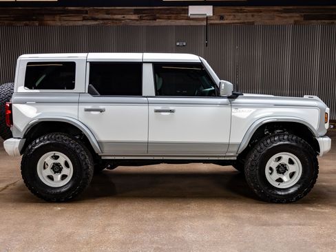 Used 2026 Ford Bronco Heritage Edition AWD/4WD image 11