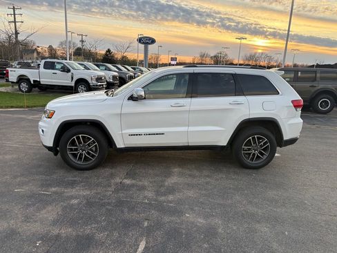 Used 2020 Jeep Grand Cherokee Limited AWD/4WD image 5