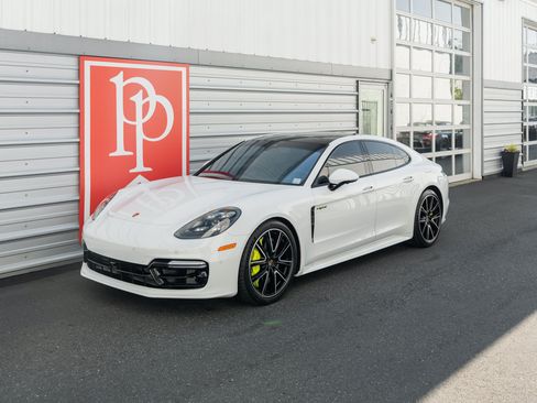 Used 2018 Porsche Panamera Turbo S AWD/4WD image 40