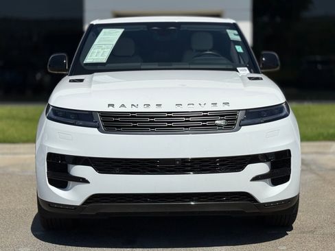 Used 2024 Land Rover Range Rover Sport SE AWD/4WD image 5