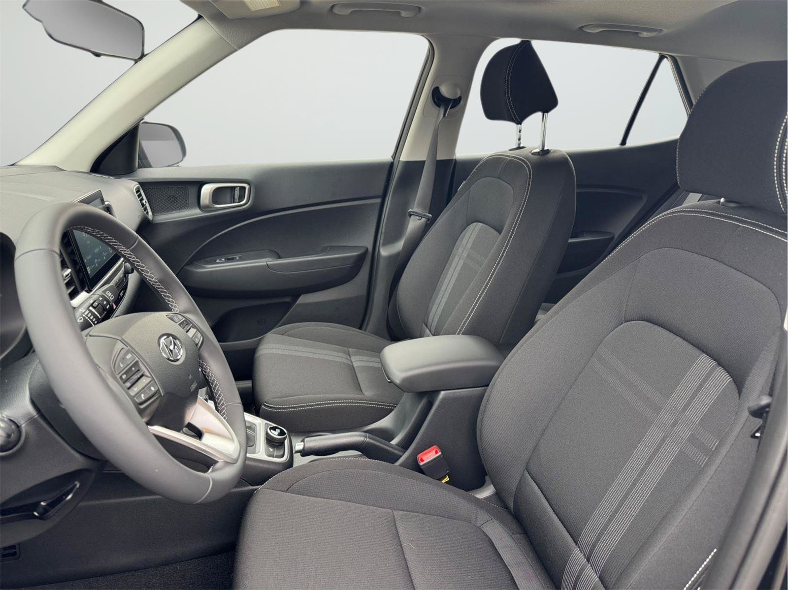 Certified 2026 Hyundai Venue SEL FWD image 10