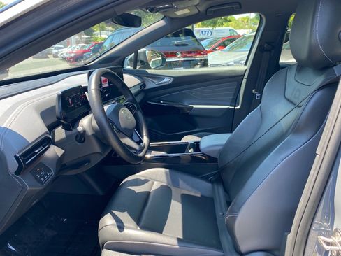 Certified 2023 Volkswagen ID.4 Pro S Plus AWD/4WD image 11