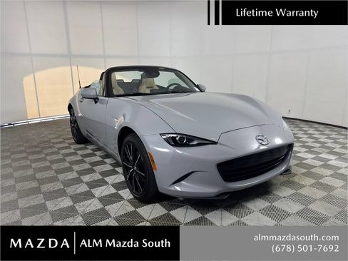 New 2026 MAZDA MX-5 Miata Grand Touring RWD image 4