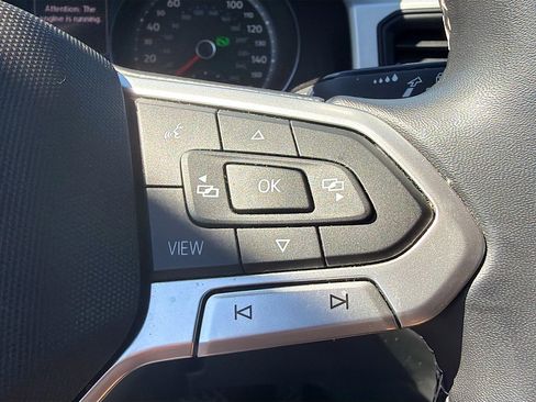 Used 2021 Volkswagen Atlas SE image 36