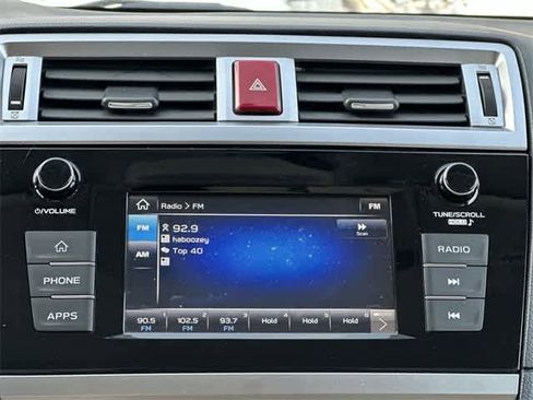 Used 2018 Subaru Outback 2.5i image 10