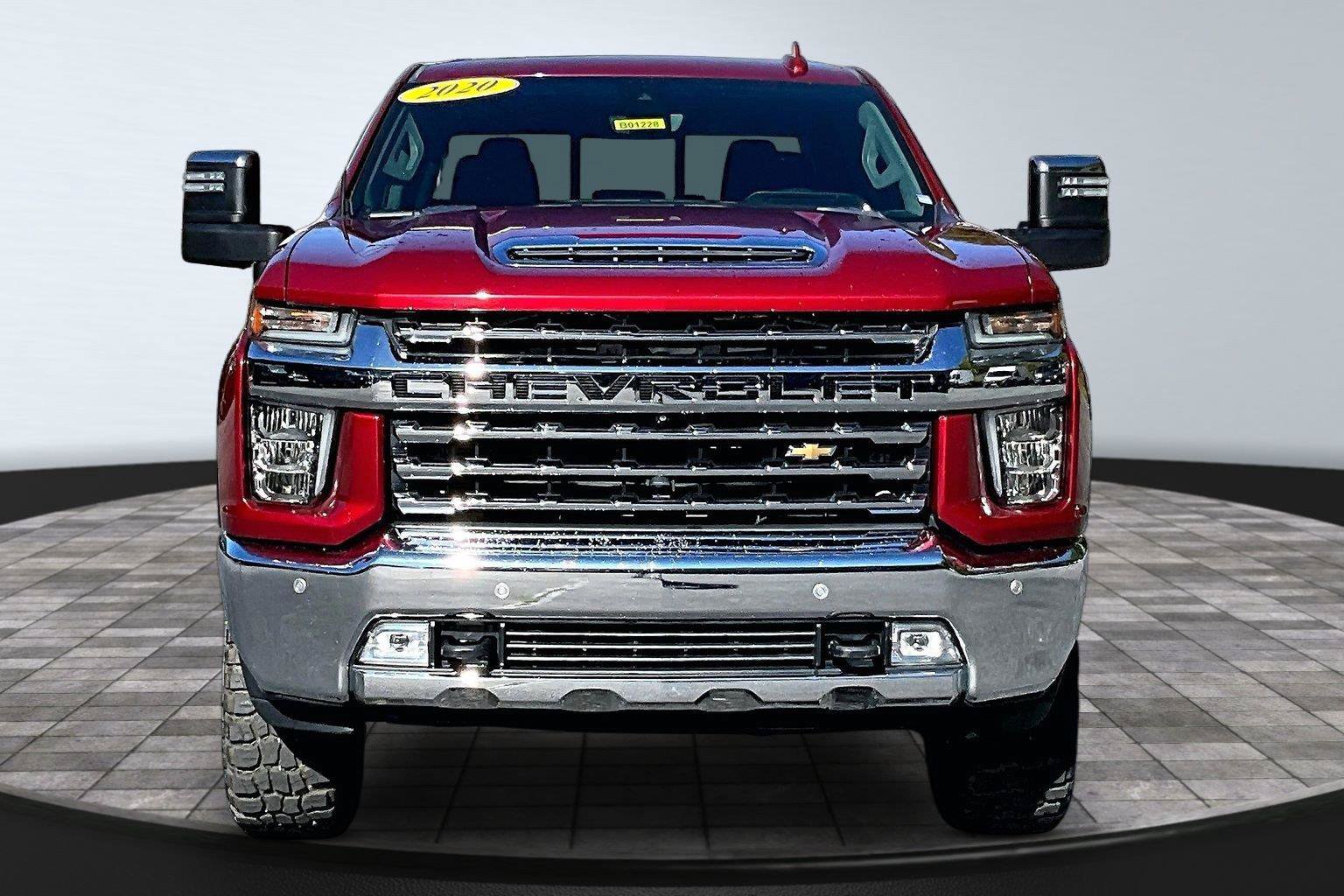 Used 2020 Chevrolet Silverado 2500 LTZ w/ LTZ Premium Package AWD/4WD image 2