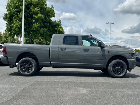 New 2026 RAM 3500 Laramie AWD/4WD image 3