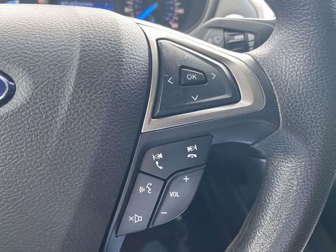 Used 2017 Ford Fusion SE image 20