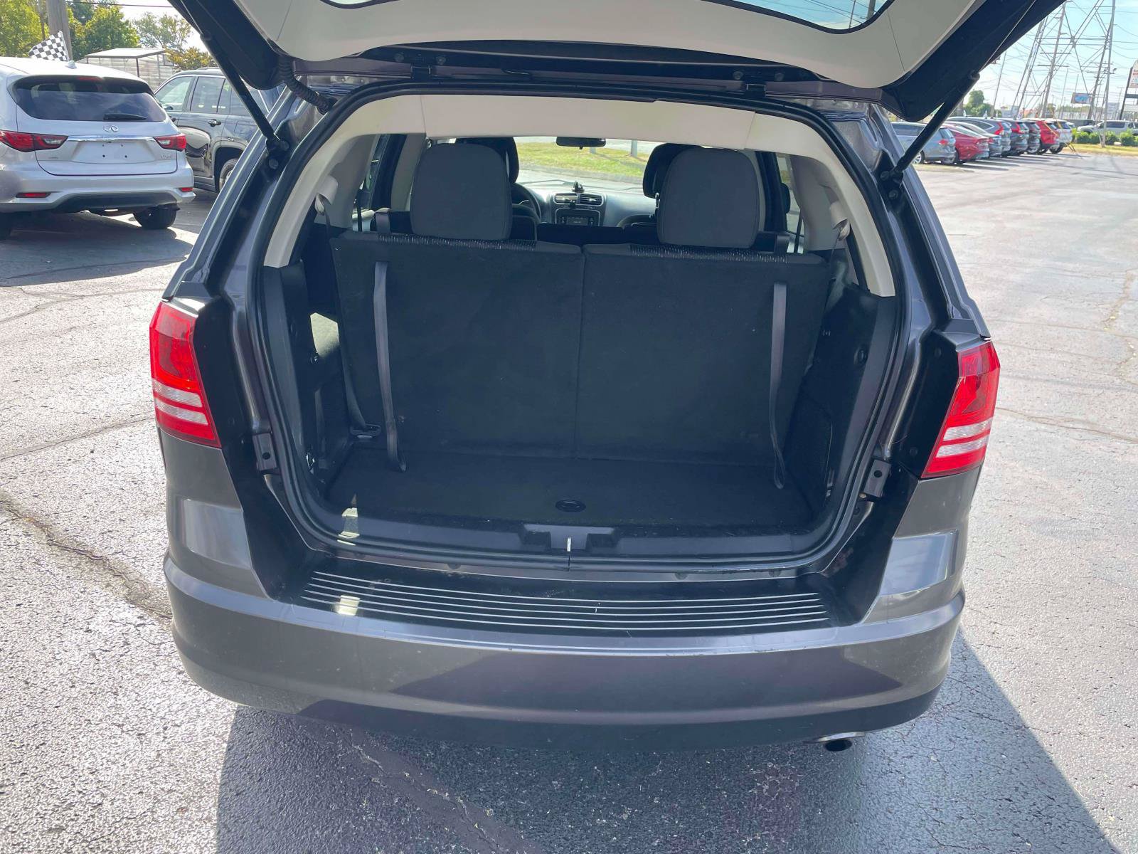 Used 2016 Dodge Journey SE w/ Flexible Seating Group FWD image 7