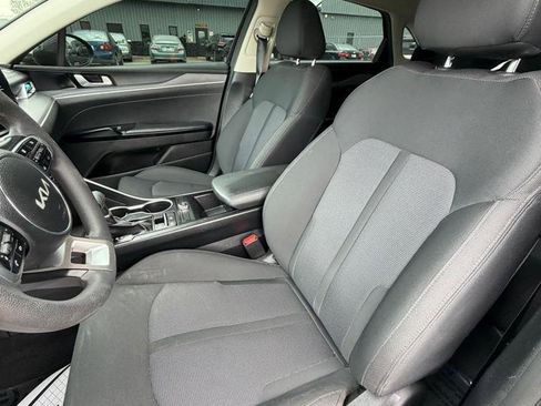 Used 2022 Kia K5 LX FWD image 17