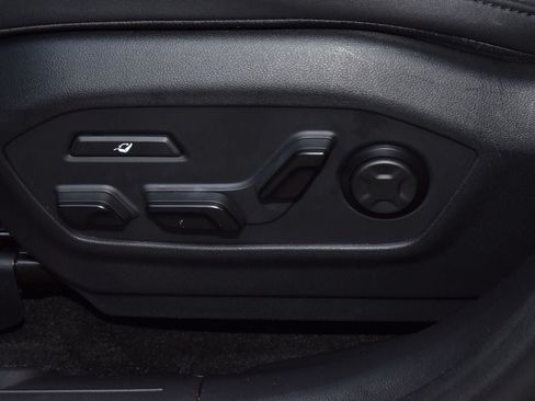 Used 2025 Hyundai Santa Fe Calligraphy AWD/4WD image 35