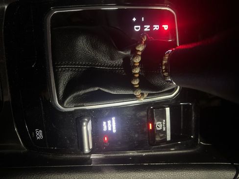 Used 2022 Jeep Compass Sport image 5