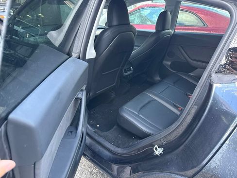 Used 2024 Tesla Model Y 2WD image 8